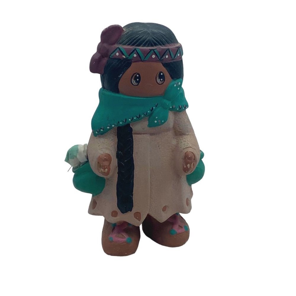 Vtg 1994 Sculptured Stone Native American Lil' Indian Sewing Girl Figurine FLAWS